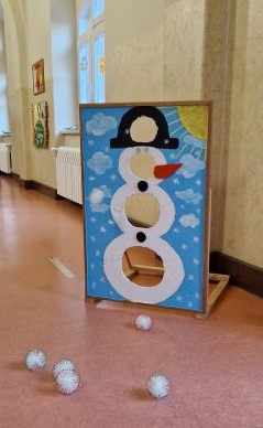 Schneeballwand